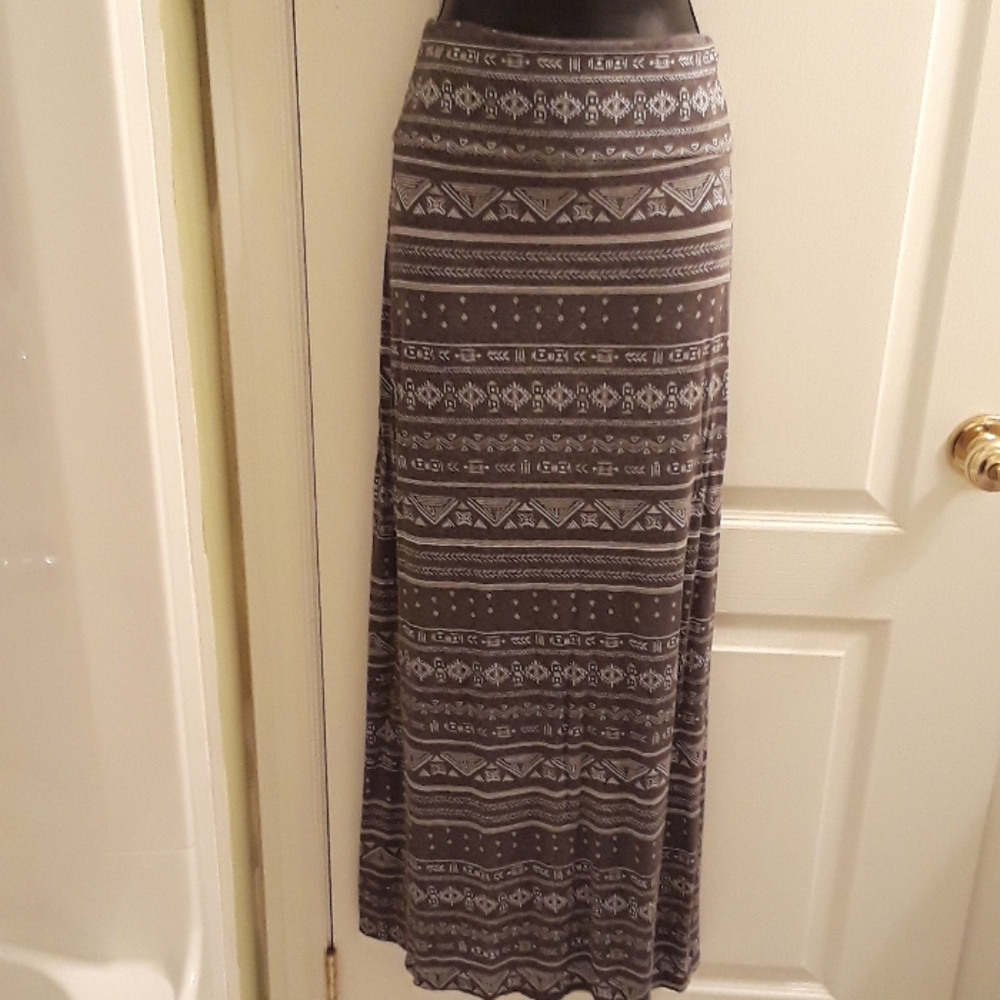 ♥️Y2K syle♥️Ardene maxi skirt